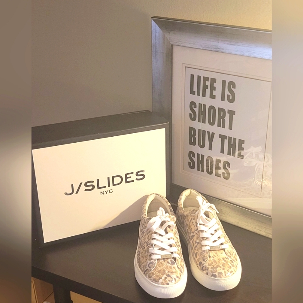 J/Slides The Buckle Lacee Sneaker Size 8.5 Euc - image 1
